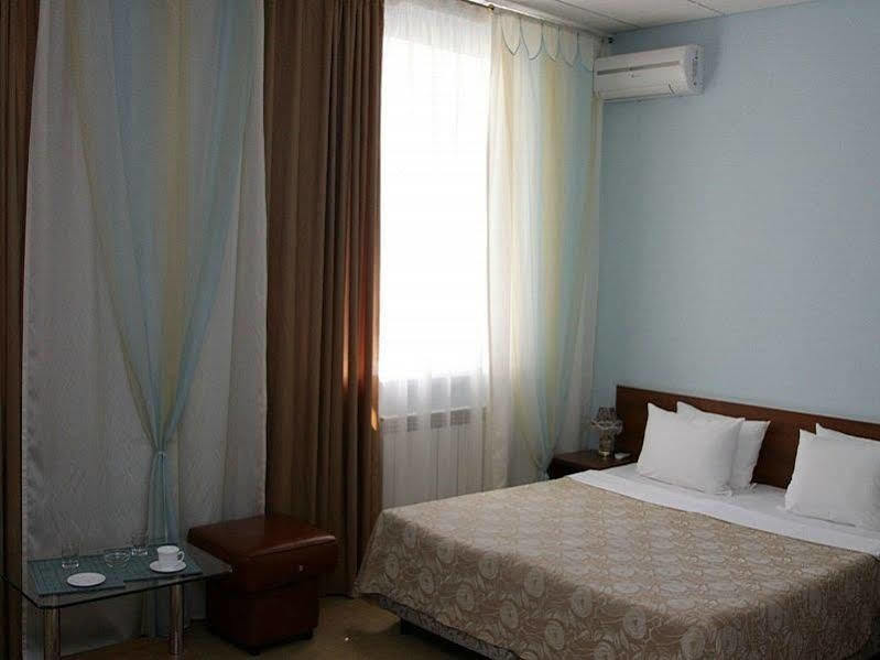 Lowcost Hotel Berison Hudyakova Kazan Dış mekan fotoğraf